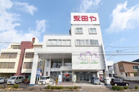 『永田や佛壇店』　岡崎総本店　外観写真