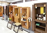 シンプルな作りの家具調仏壇